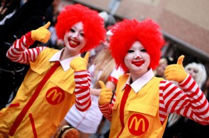 Ronald McDonalds Girls Photo courtesy of Japan-Talk.com